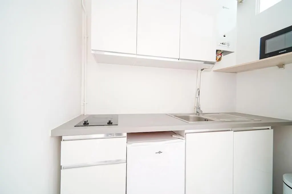 Studio Buttes-Chaumont - Hautpoul - V Apartment Paris 0*,  France